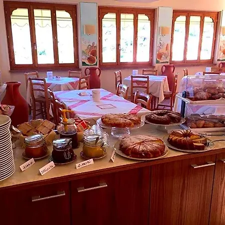 Aurora Ξενοδοχείο Chiessi