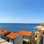 Aurora Hotell 2*